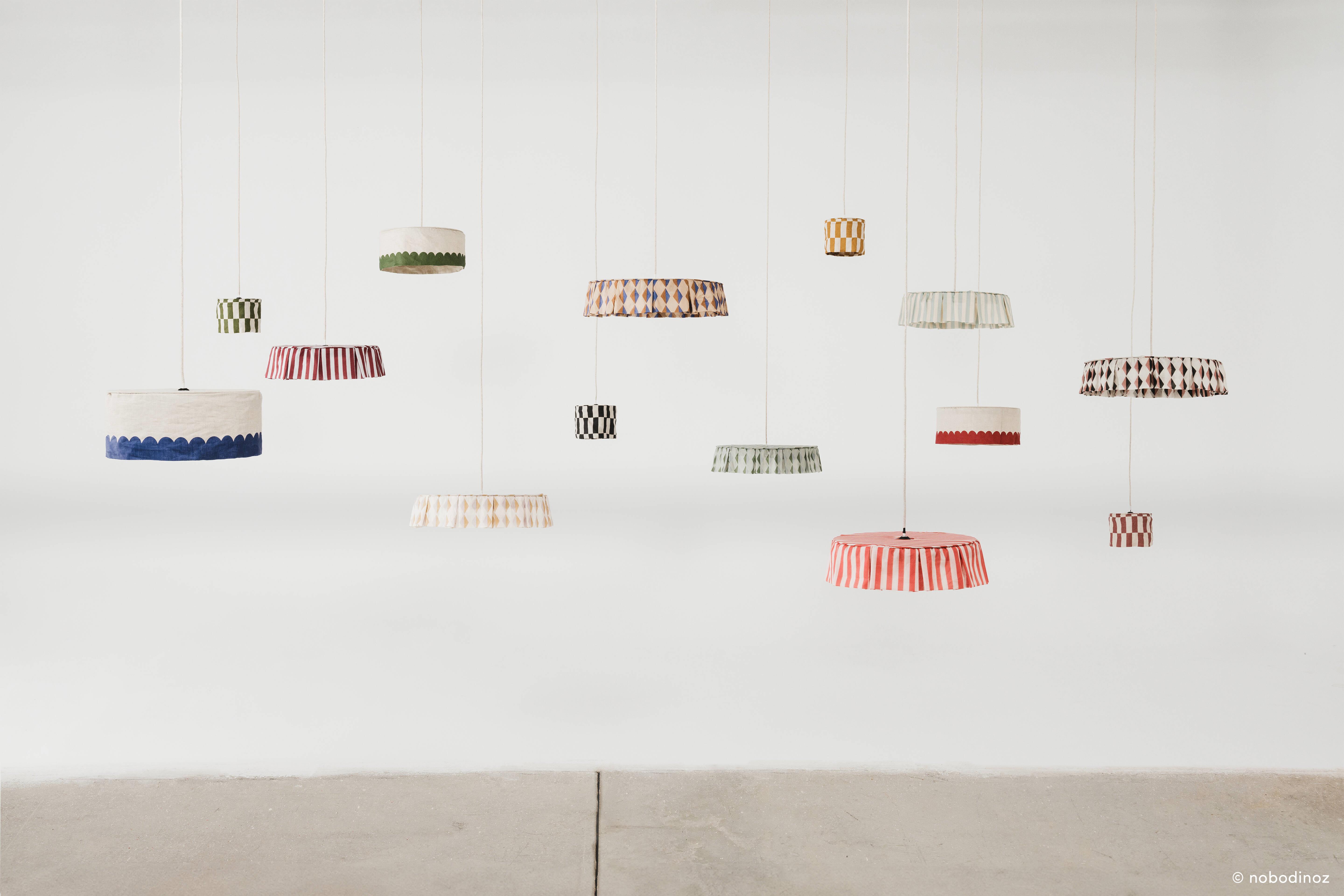 Vibes Aydınlatma Şapkası, 40cm çap, Maroon Stripes Kategorisiz NOBODINOZ