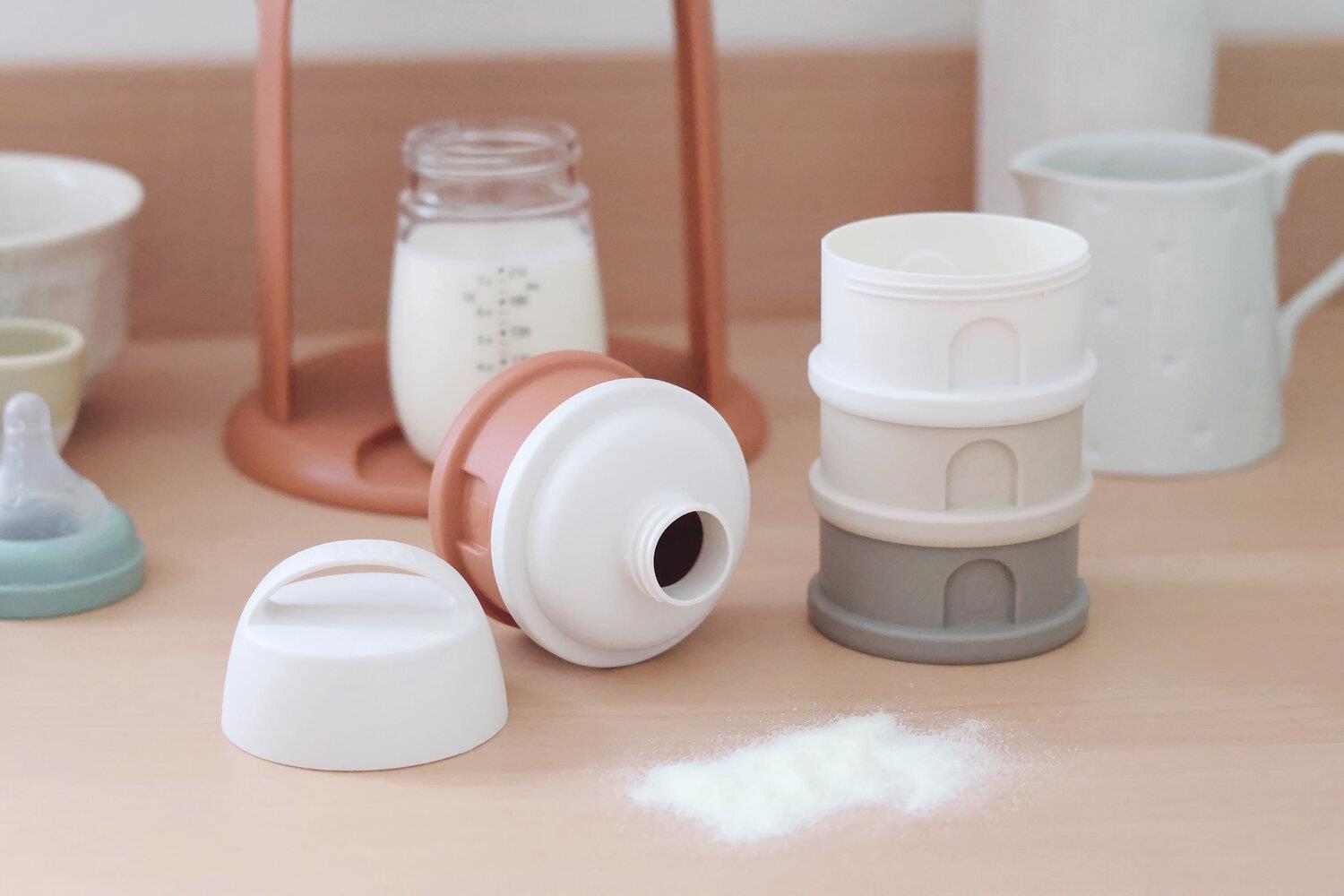 4 Katmanlı süt tozu kutusu ve atıştırmalık kabı (Cotton white/Terracotta) Kategorisiz Beaba