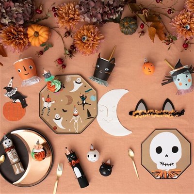Halloween Dans Eden Figürler Tabak