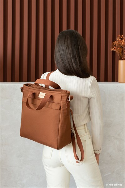 Nobodinoz Baby On the Go Su Geçirmez Anne Sırt Çantası, Clay Brown Anne Çantası
