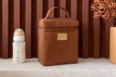 Nobodinoz Baby On the Go Su Geçirmez Beslenme Çantası, Clay Brown Çocuk Çantası