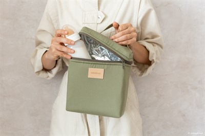 Nobodinoz Baby On the Go Su Geçirmez Beslenme Çantası, Olive Green Çocuk Çantası