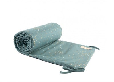 Nobodinoz Nest Yatak Koruyucu - Gold Confetti/Magic Green Nevresimler