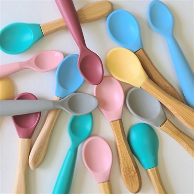 OiOi OiOi Bambu Saplı Silikon Kaşık İkili Set, Aqua Green-Powder Grey Tabaklar