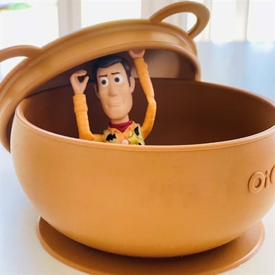 OiOi OİOİ Vakum Tabanlı Silikon Kase, Woody Brown Tabaklar