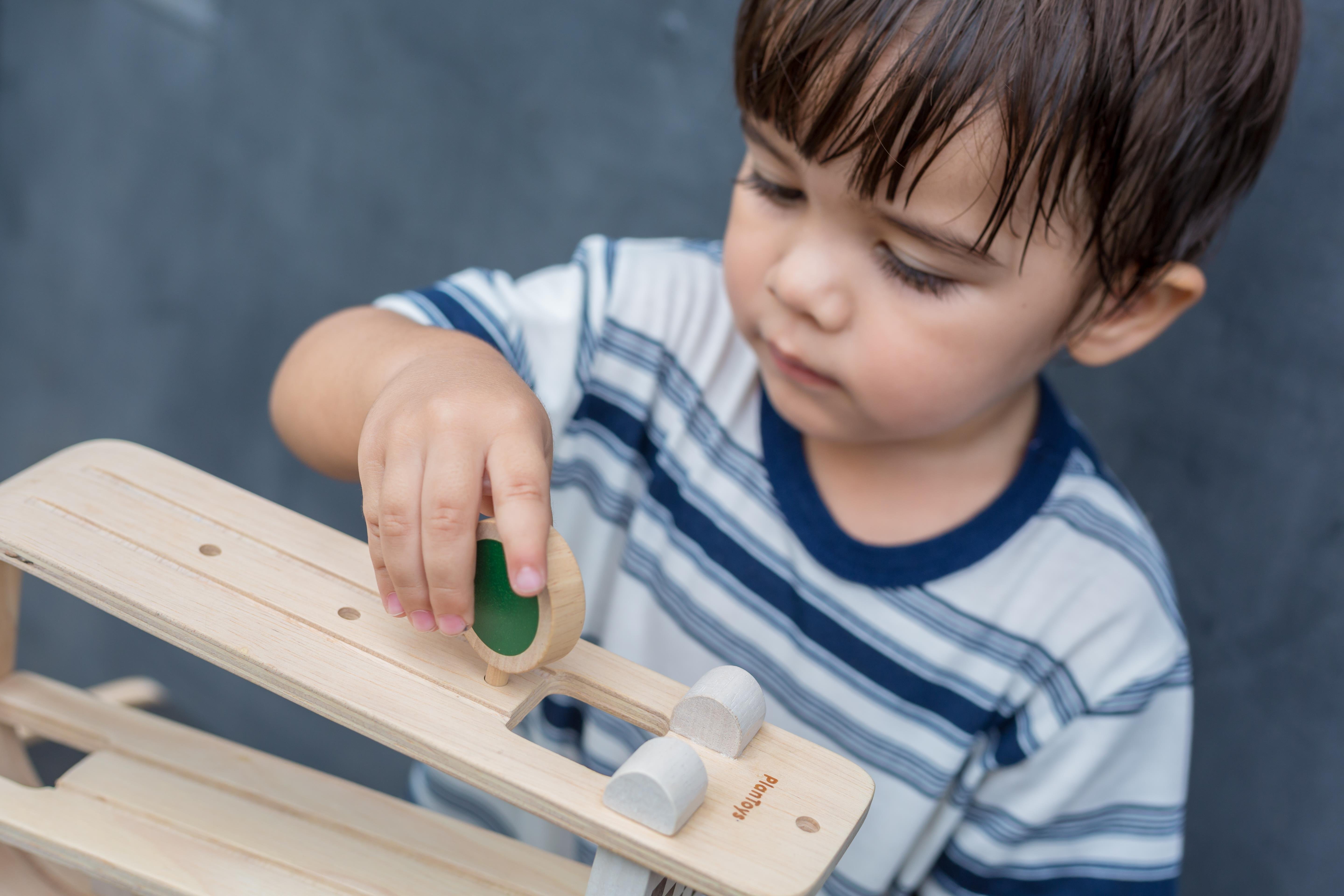 Rampa Oyunu Ahşap Oyuncaklar plantoys