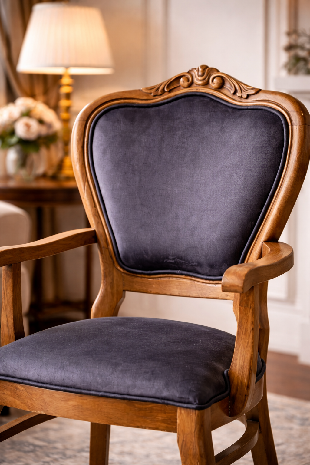 Alessia Doğal Ahşap Kayın Naturel Renk Kolçaklı Sandalye Detaylı İşçilik Modern Şık Tasarım