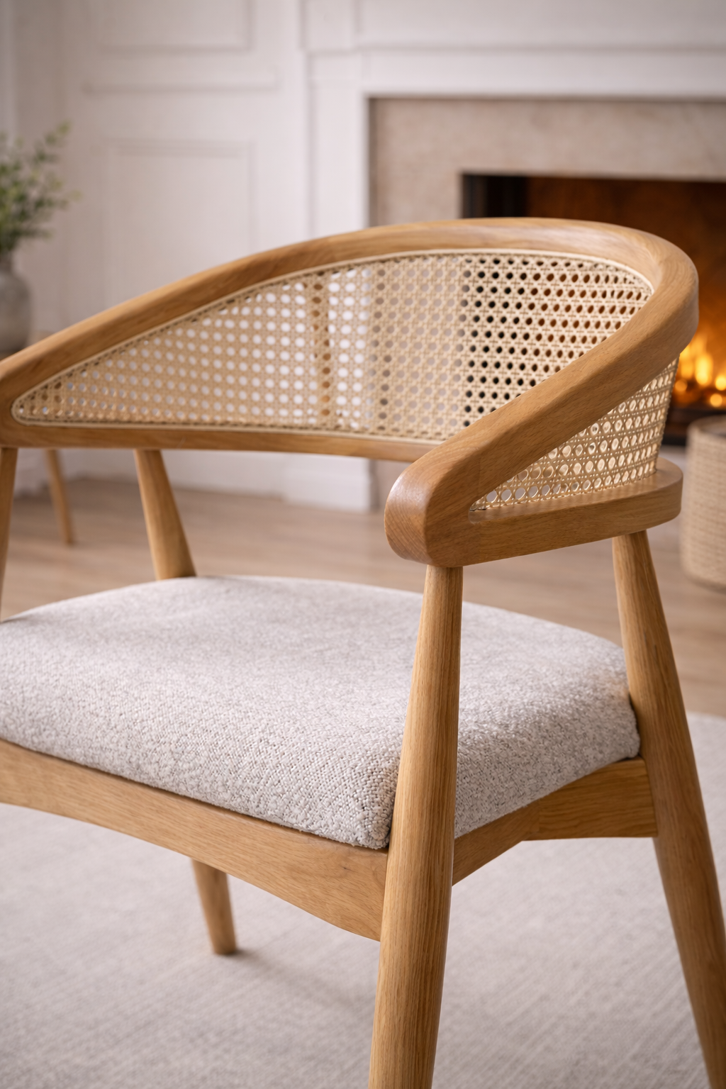 Belen Natural Ahşap Hazeranlı Kayın Sandalye Detaylı İşçilik Modern Şık Tasarım