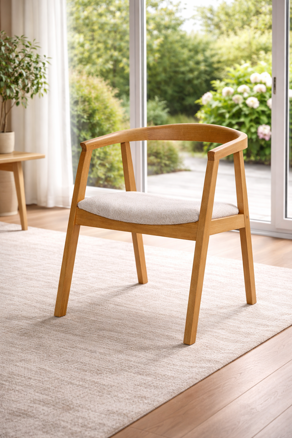 Falez Natural Kayın Ahşap Kolçaklı Sandalye Detaylı İşçilik Modern Şık Tasarım