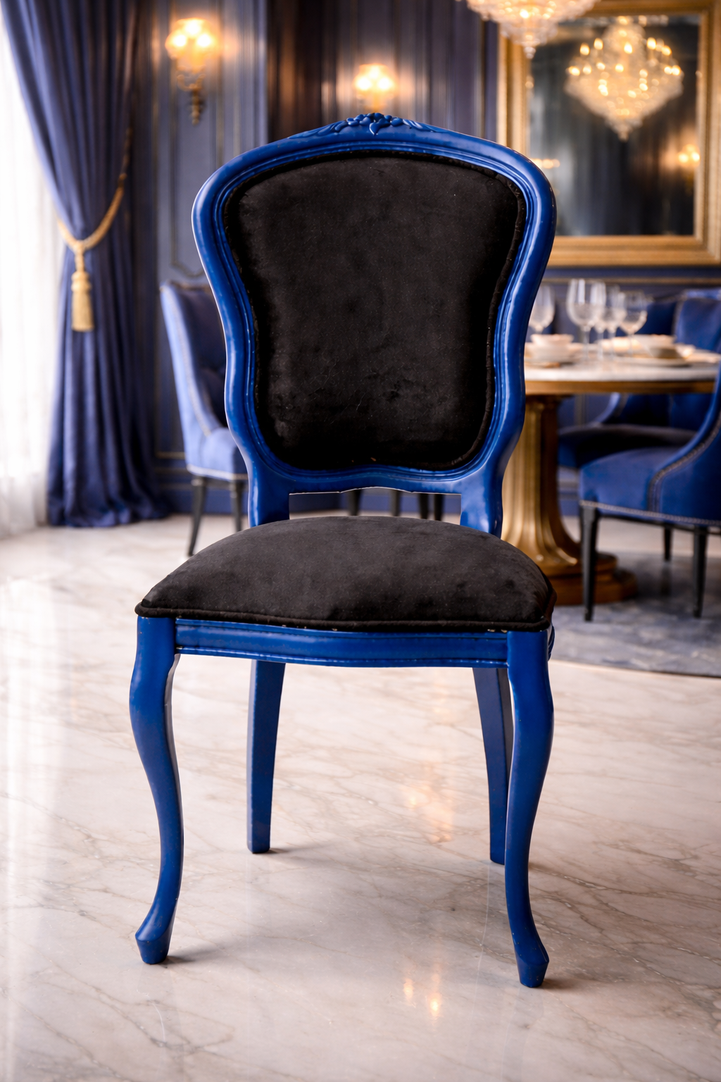 İndigo Doğal Kayın Ahşap Çivit Mavisi Renk Döşemeli Sandalye Detaylı İşçilik Modern Şık Tasarım