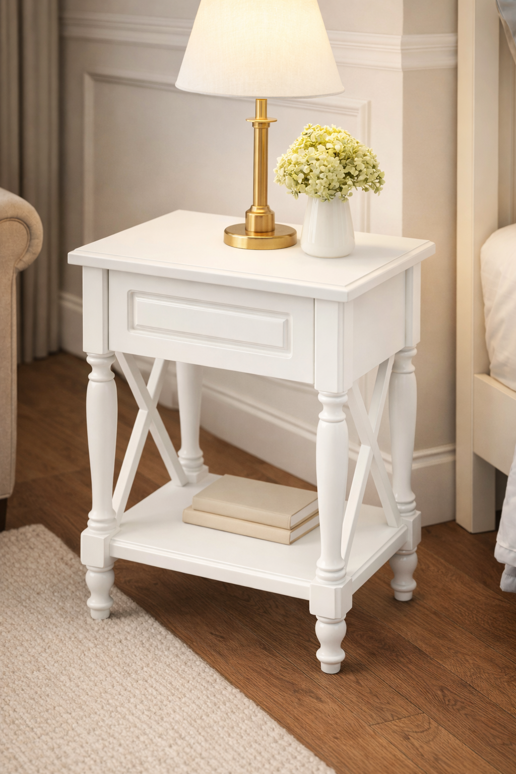 Lorenza Siyah Ahşap Yan Sehpa – Çekmeceli Klasik Komodin – Modern Dresuar Yan Sehpası 52×70 cm