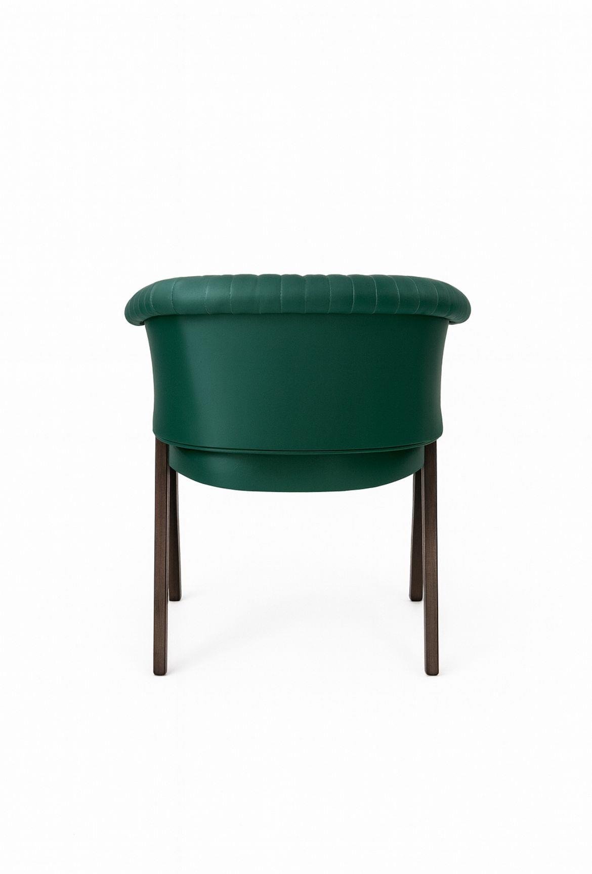 Modern Ahşap Kollu Yeşil Kapitoneli Yemek Sandalyesi