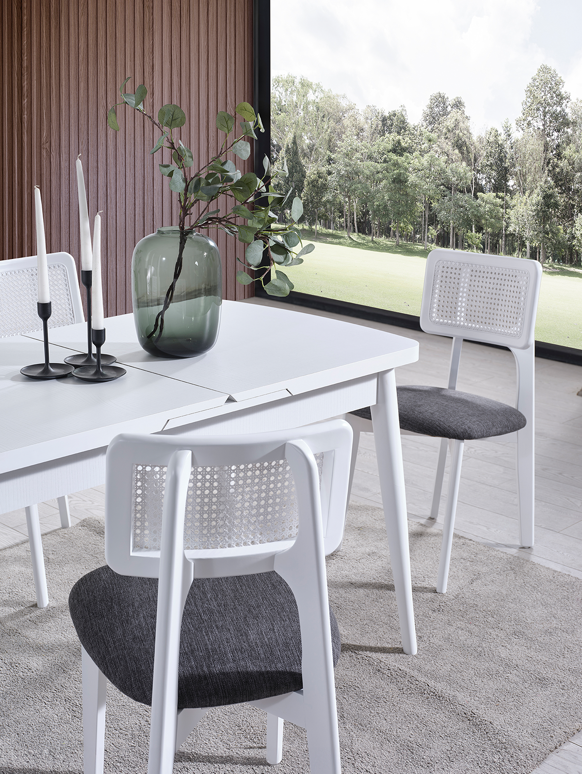 Parla Çizilmez Beyaz Masa Takımı