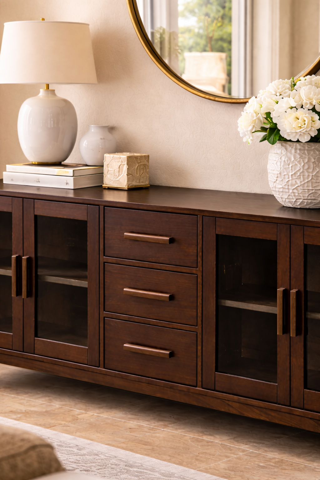 Prestij Serisi Cam Kapaklı Ahşap Konsol – Geniş Depolama Alanlı Modern Salon Konsolu – 200 × 43 × 80 cm