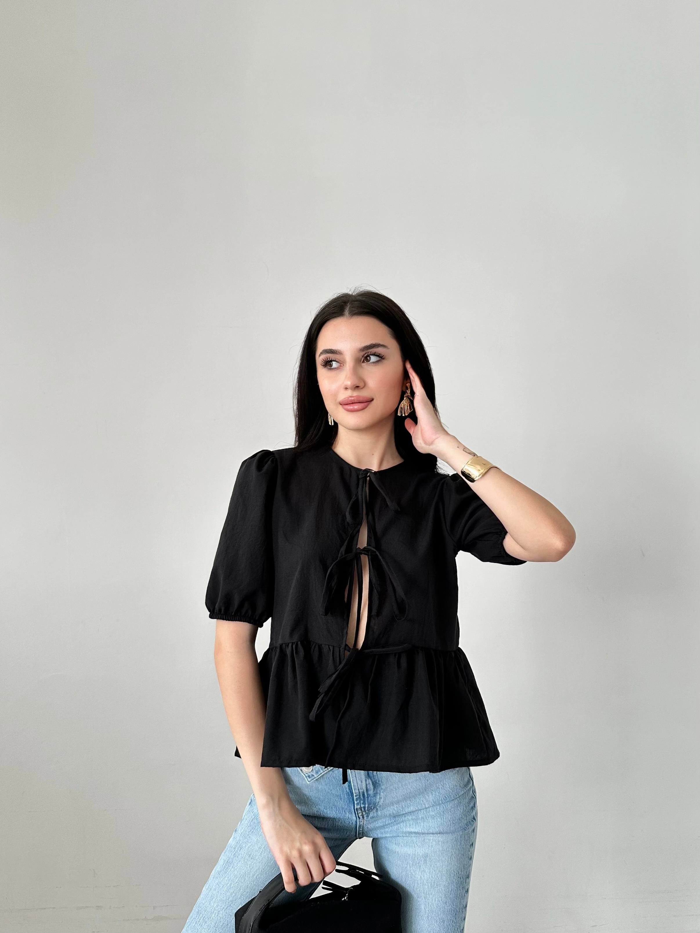 Bağlama Detaylı Siyah Bluz