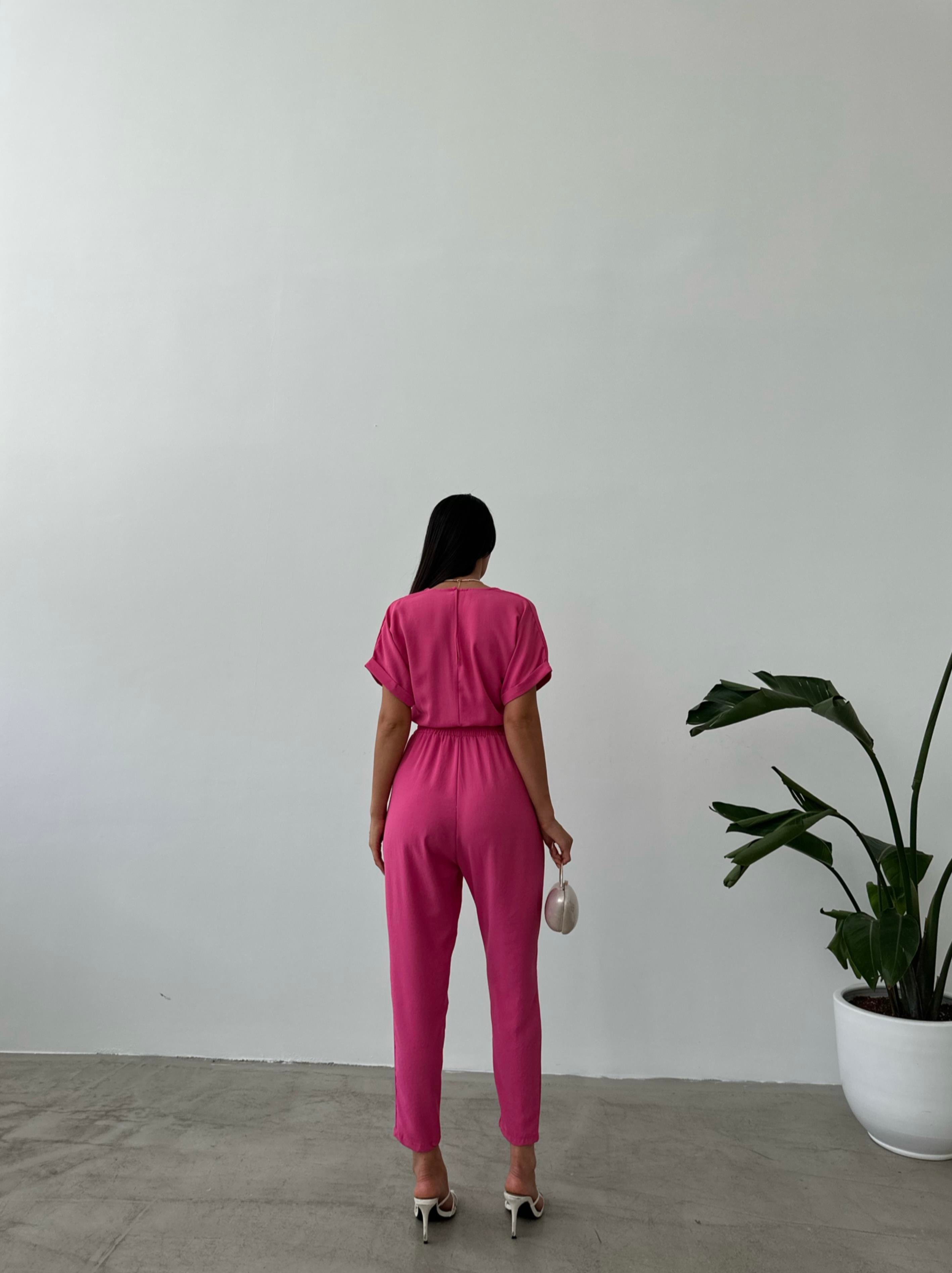 Beli Lastikli V Yaka Pembe Tulum