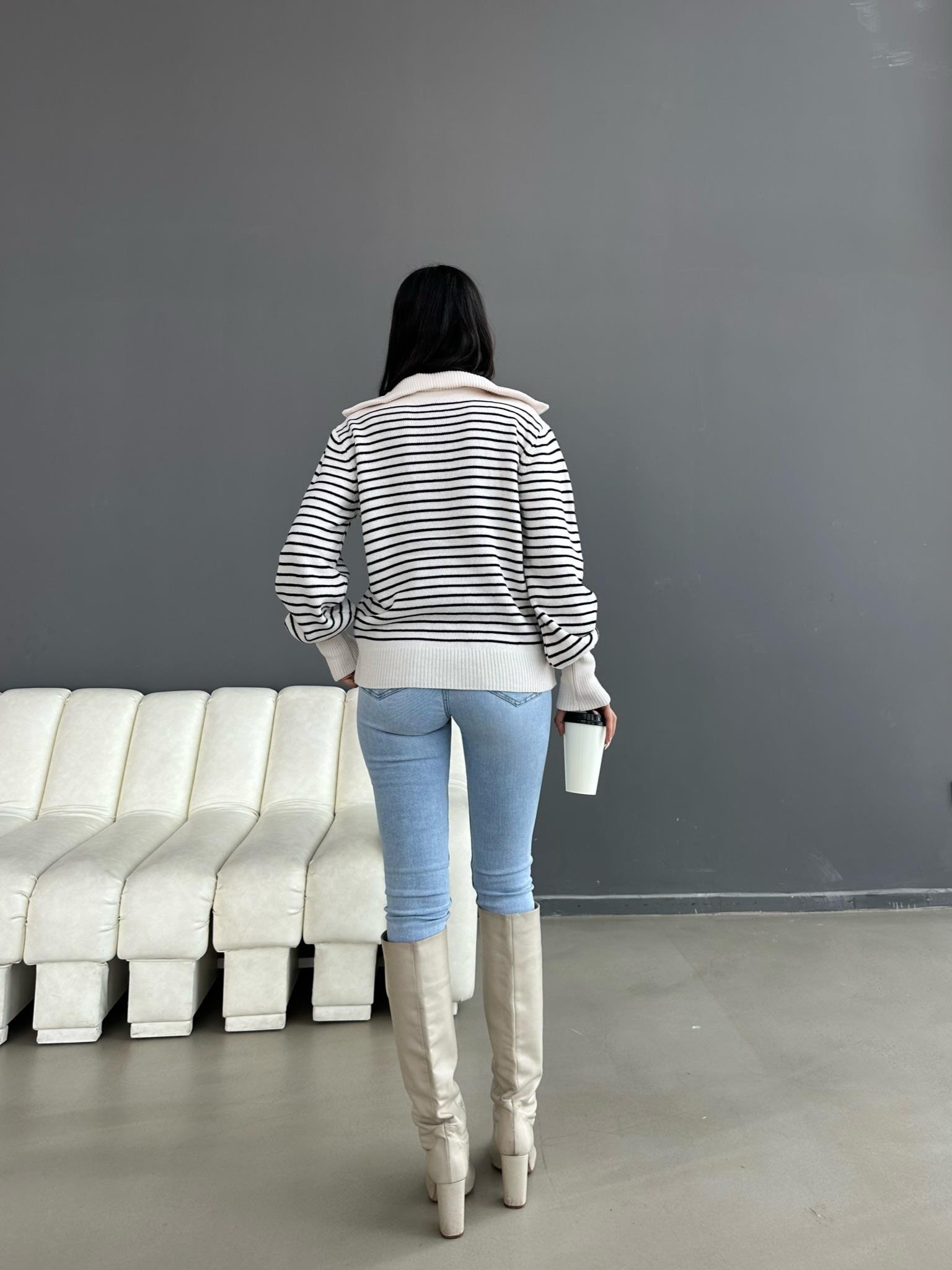Fermuarlı Oversize Çizgili Taş Triko Kazak
