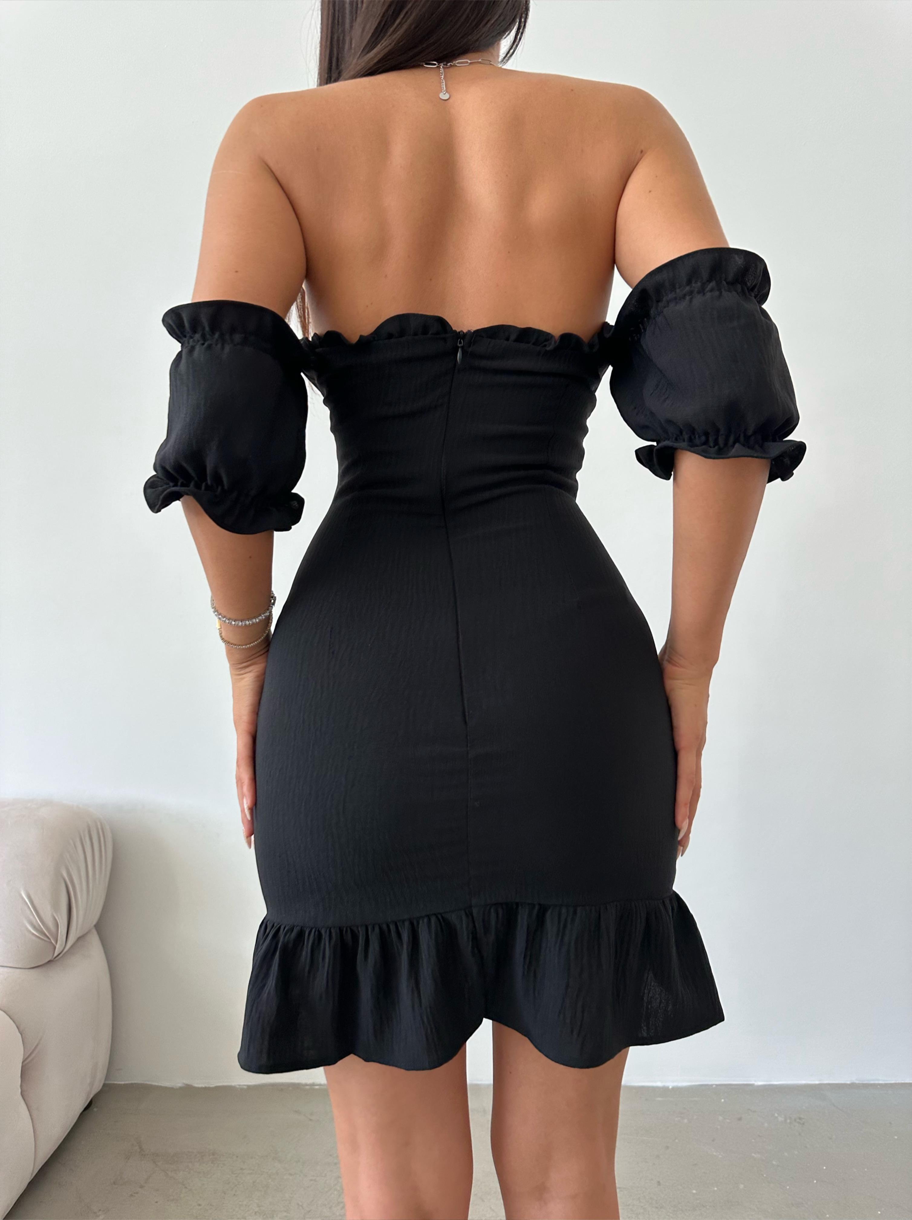 Kuşgözü Detaylı Mini Siyah Elbise