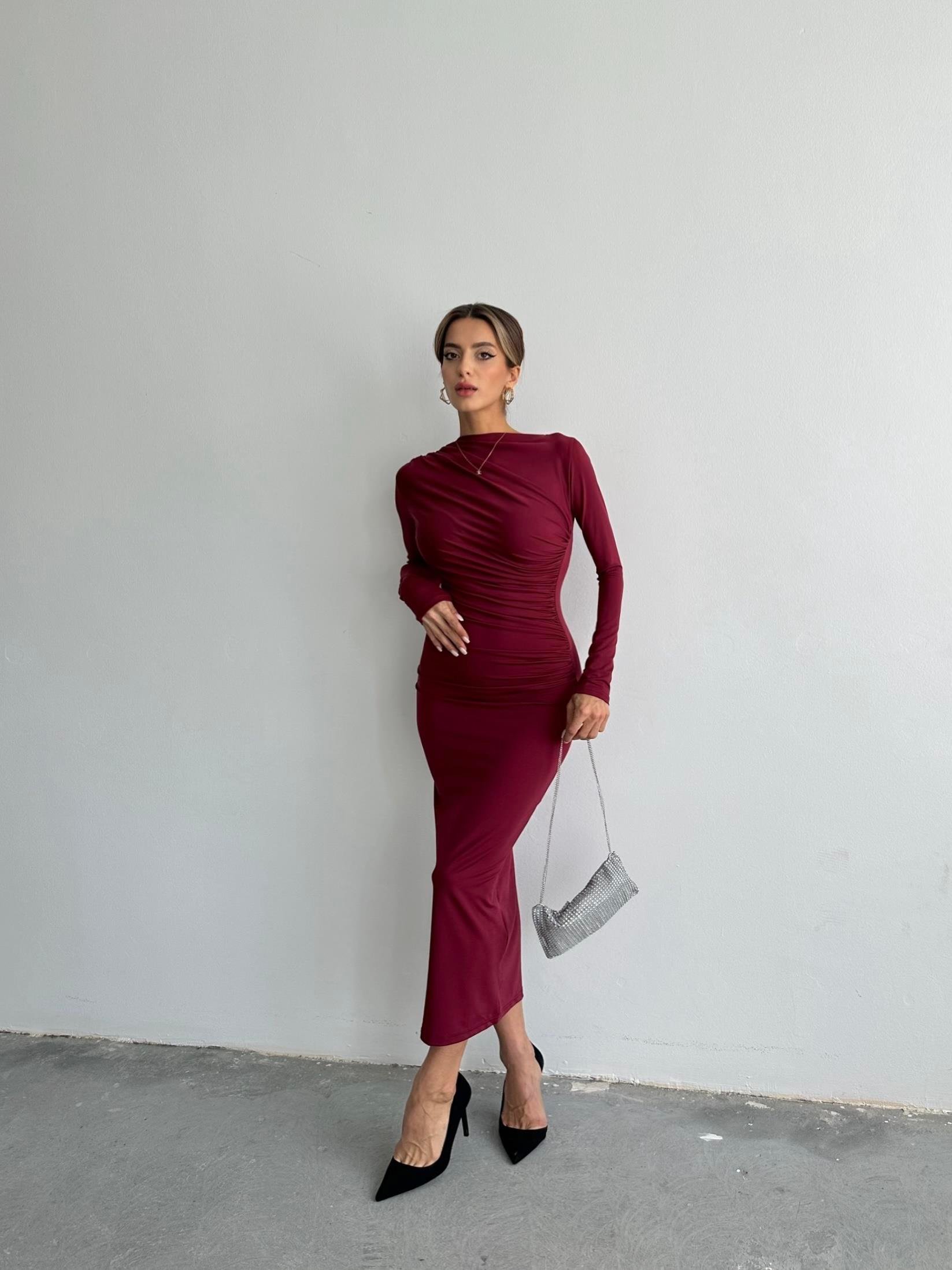 Uzun Kollu Göğüs Ve Bel Kısmı Drape Detaylı Bordo Elbise