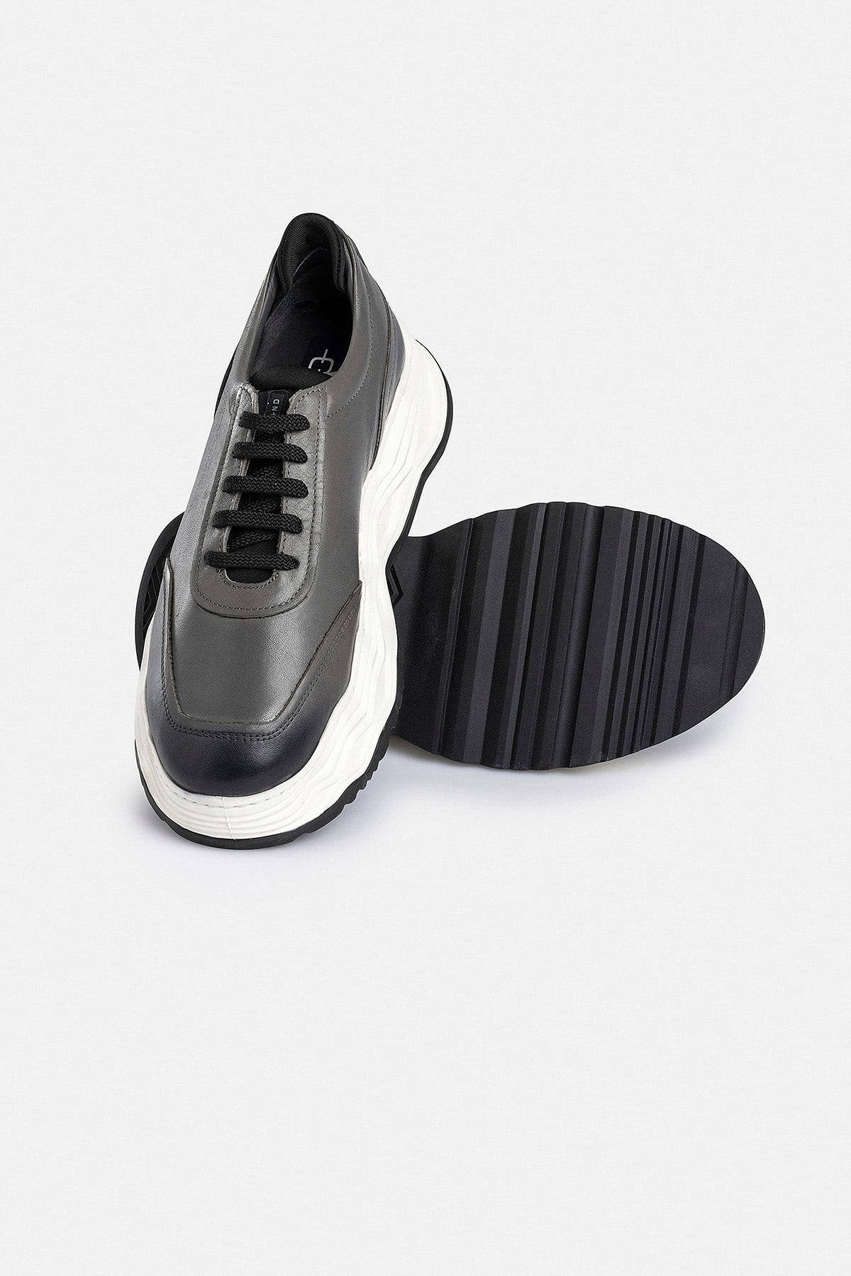 %100 Deri Esnek Tabanlı Gri Erkek Sneaker Ayakkabı