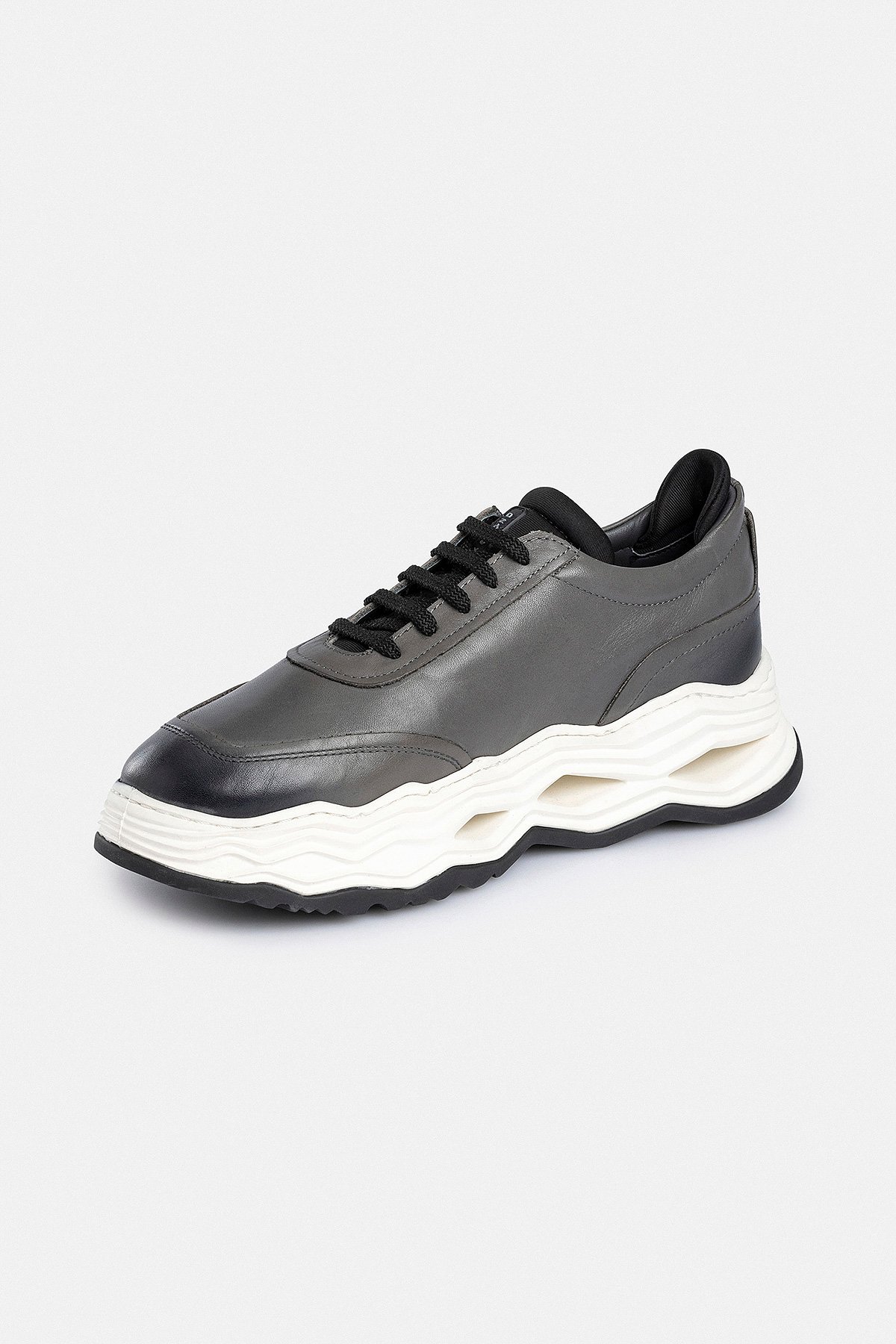 %100 Deri Esnek Tabanlı Gri Erkek Sneaker Ayakkabı
