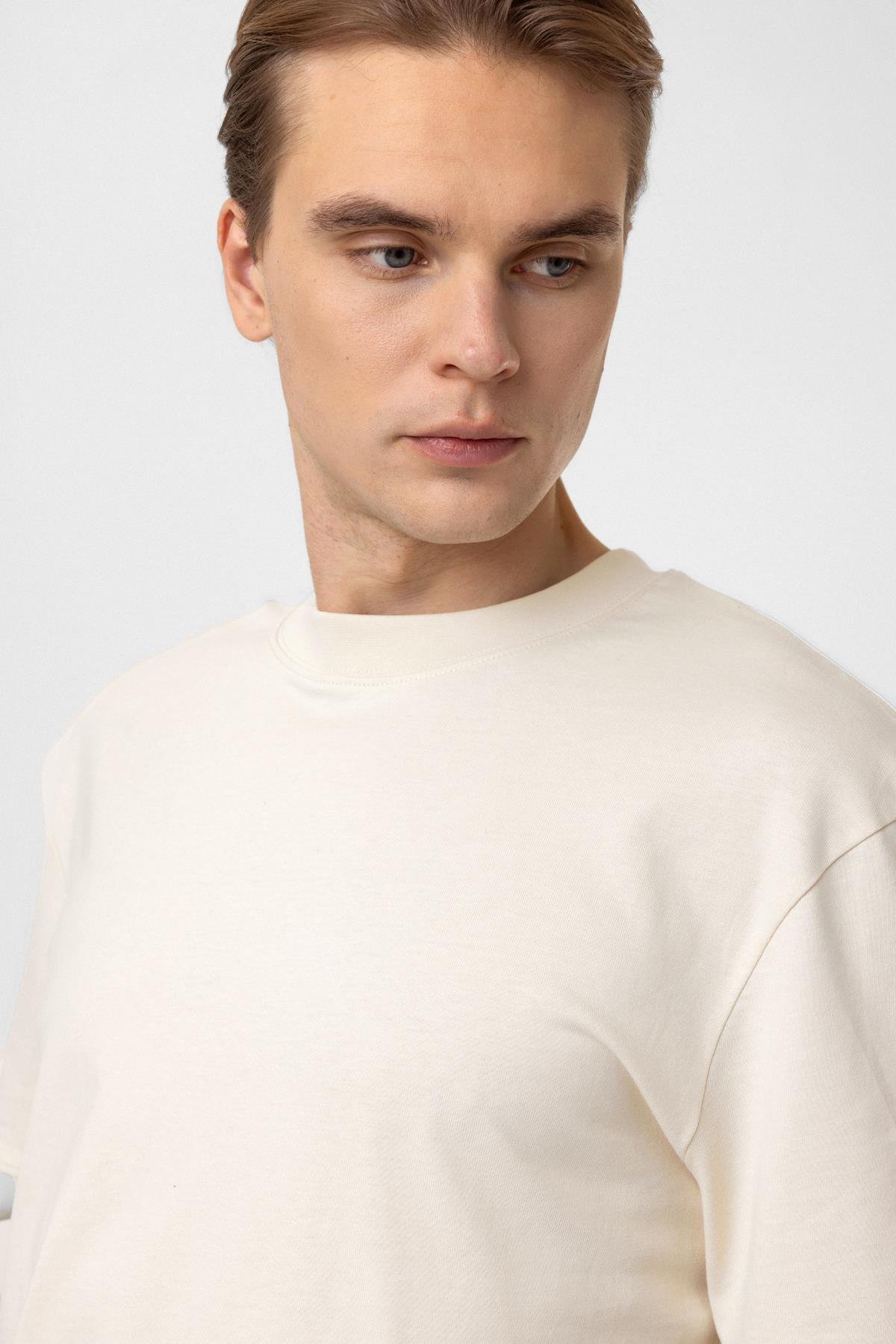 Bej Relaxed Fit %100 Pamuk Kısa Kollu Bisiklet Yaka Sweatshirt