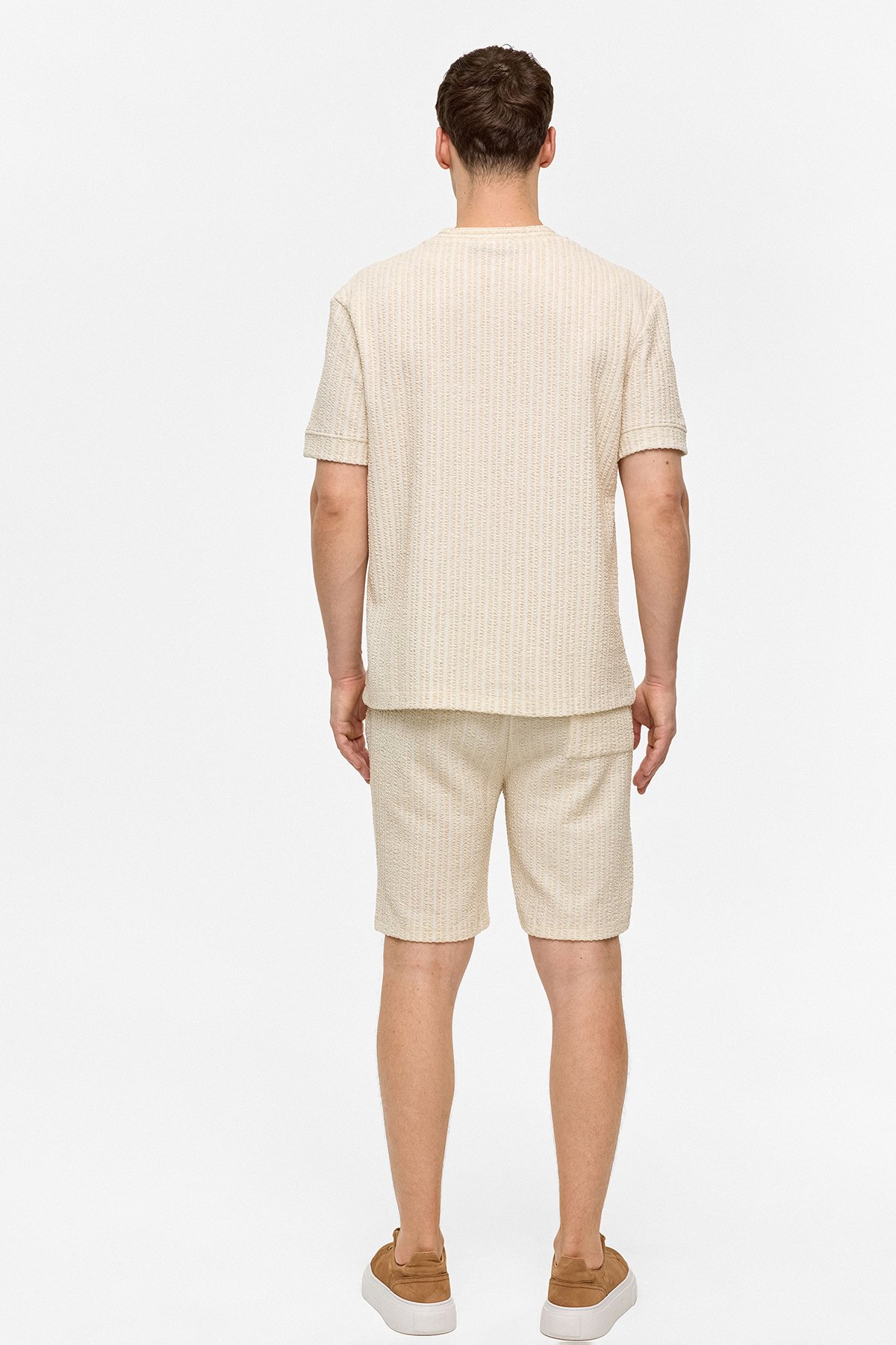 BİSİKLET YAKA JAKARLI RELAXED TSHIRT