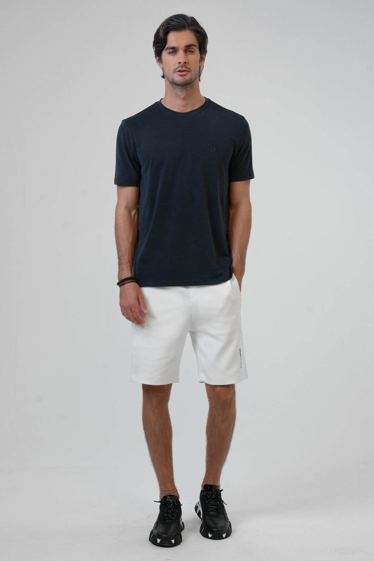 BİSİKLET YAKA T-SHIRT