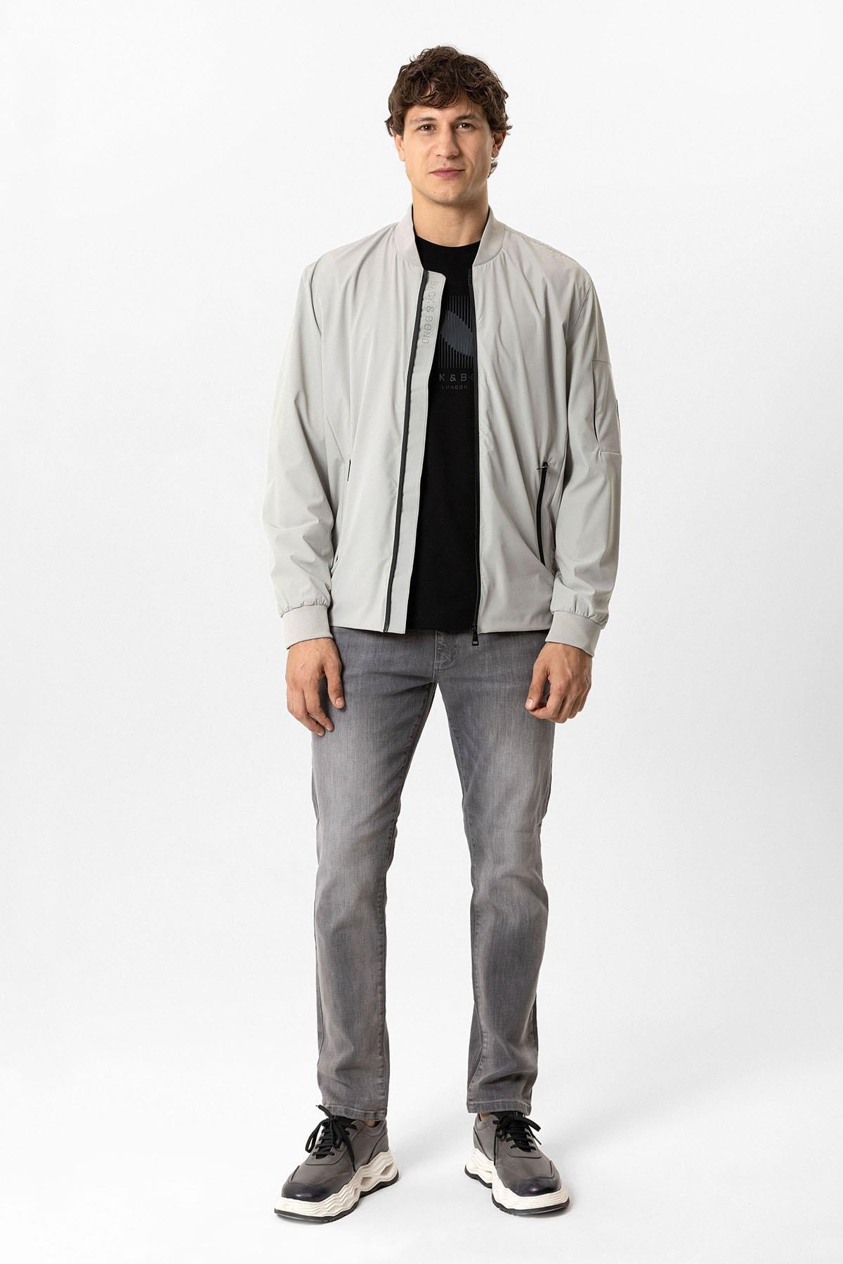 BOMBER JACKET