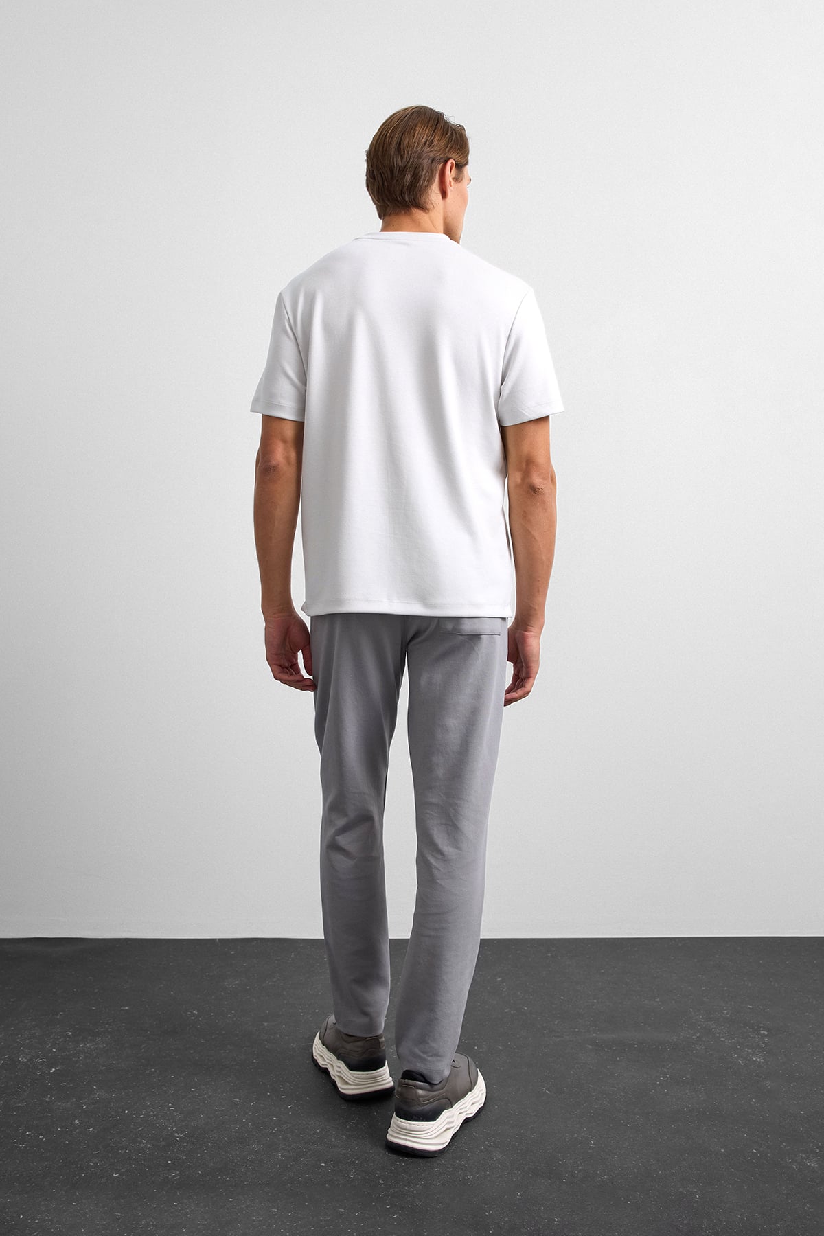 Gri Regular Fit Basıc Tişört