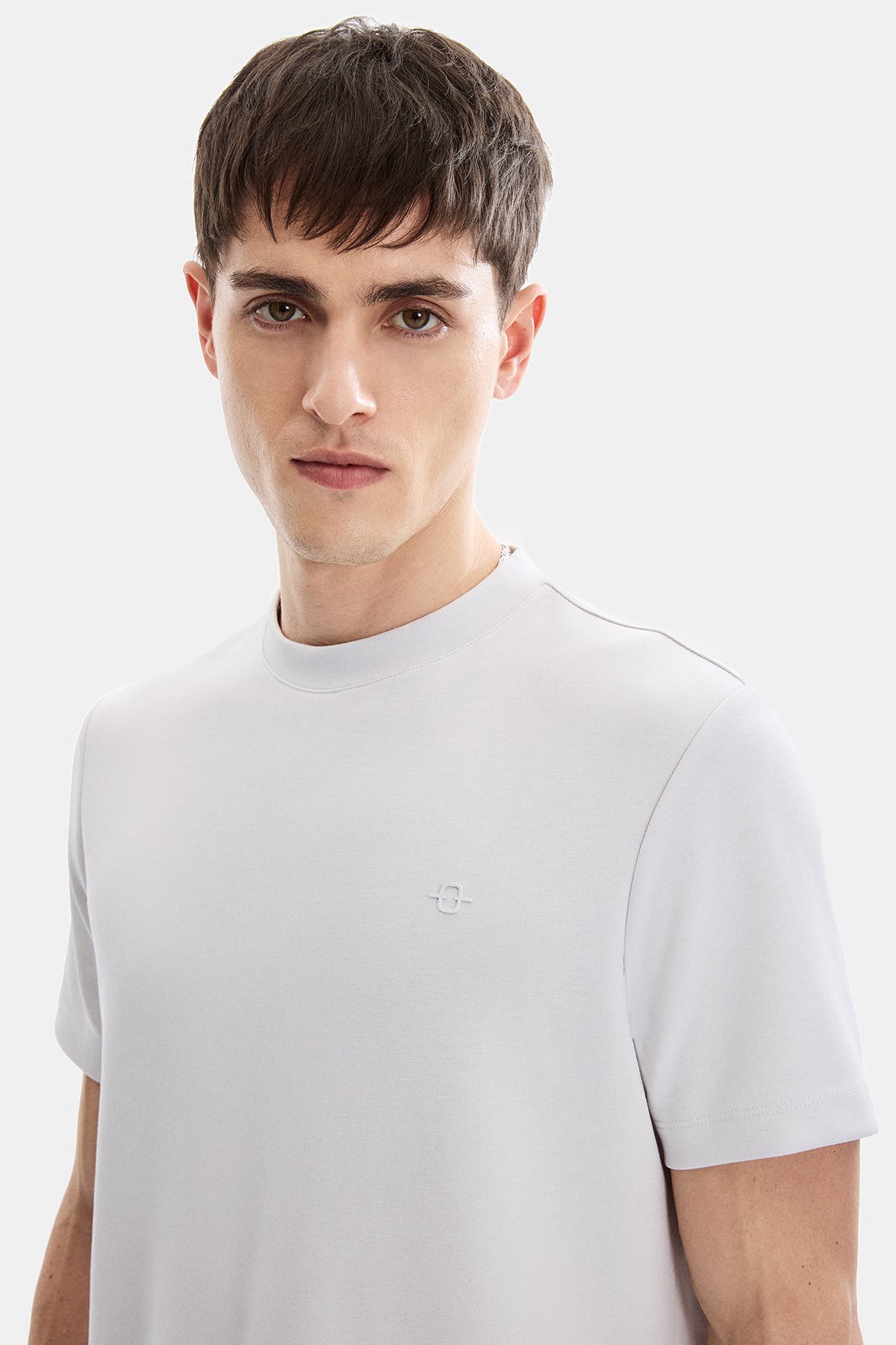 Gri Regular Fit Bisiklet Yaka Basic Tişört