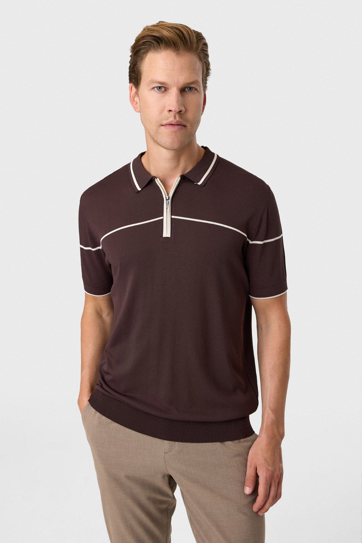 Kahve Regular Fit Fermuarlı Polo Yaka Triko Tişört