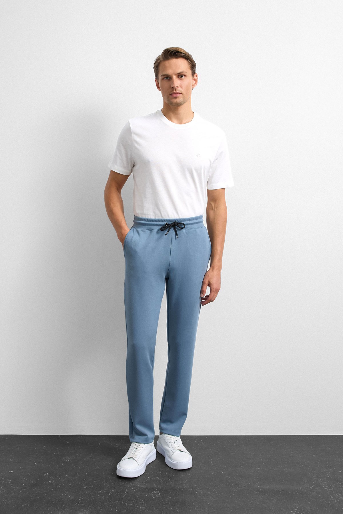 Mavi Regular Fit Örme Jogger Pantolon