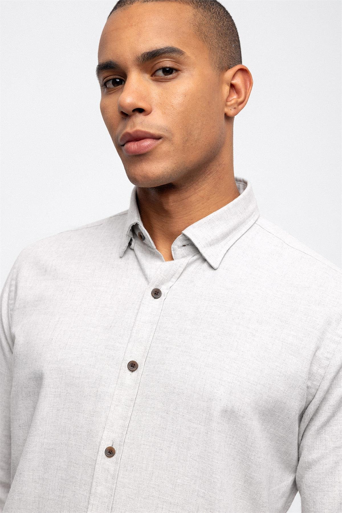 NORMAL YAKA DOKUMA GÖMLEK