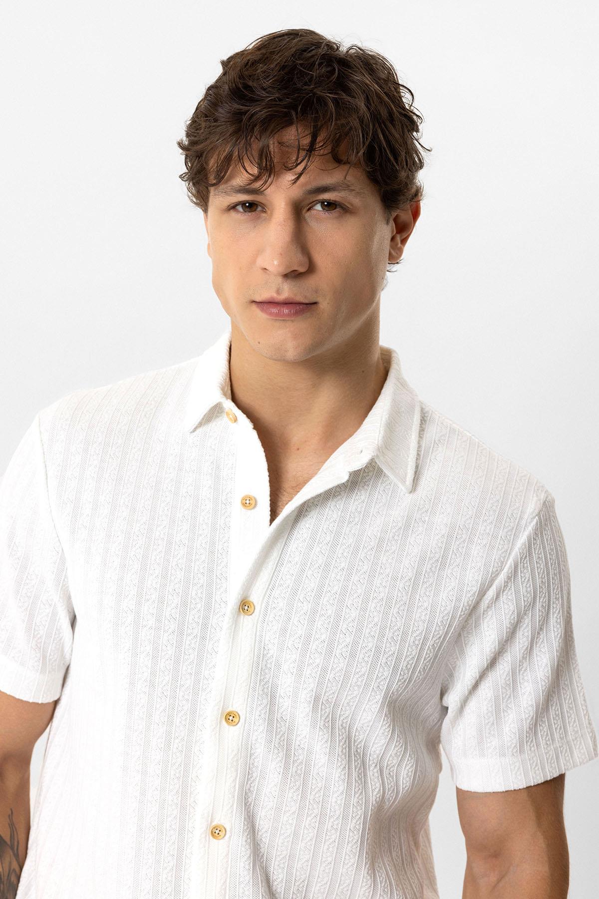 NORMAL YAKA ÖRME GÖMLEK