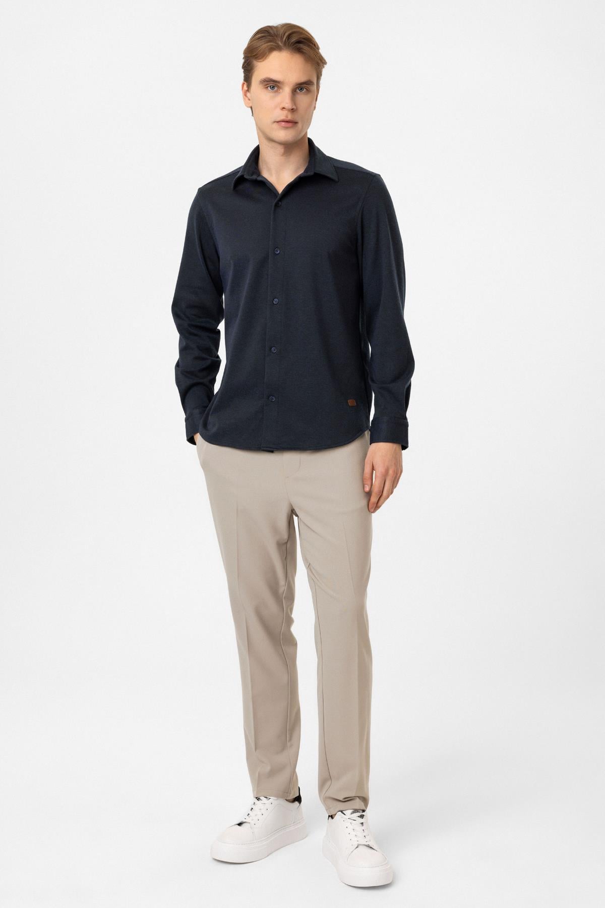 Normal Yaka Örme Gömlek