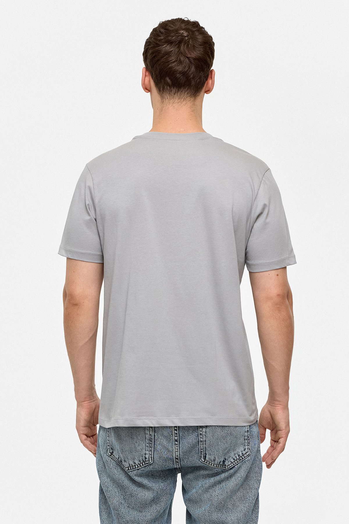 REGULAR FIT BASIC TSHIRT