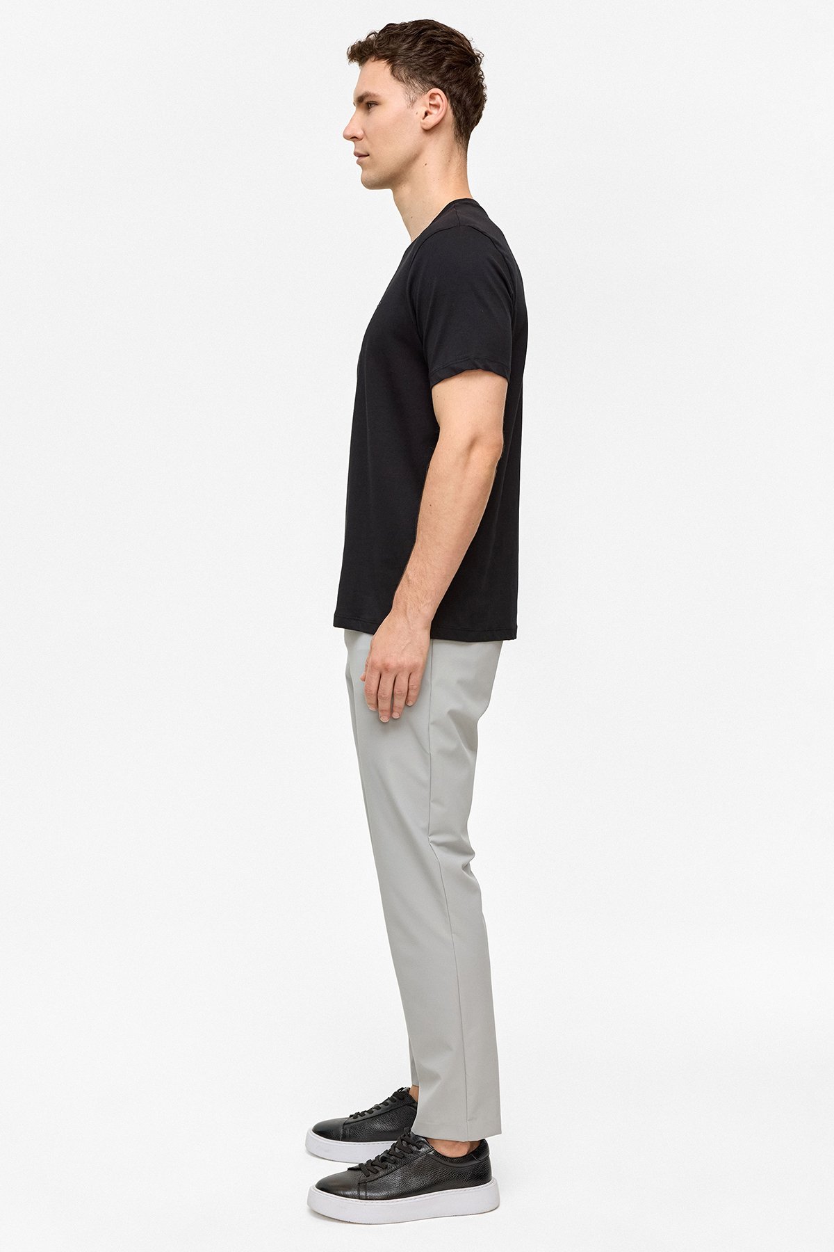 REGULAR FIT BASIC TSHIRT
