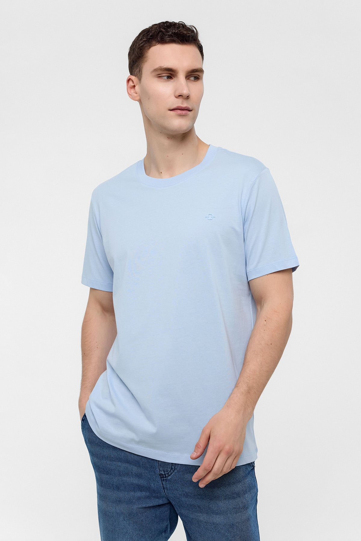 REGULAR FIT BİSİKLET YAKA BASİC TSHIRT