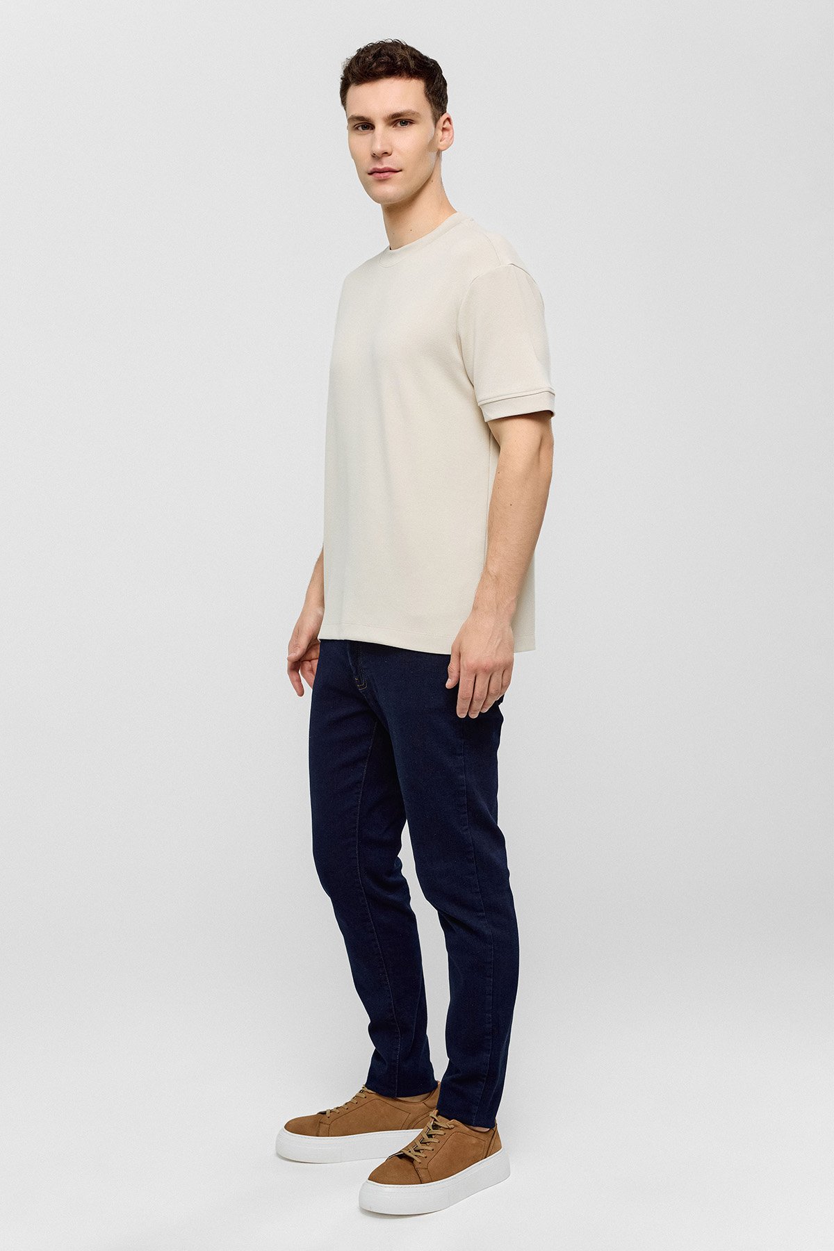 REGULAR FIT BİSİKLET YAKA BASIC TSHIRT