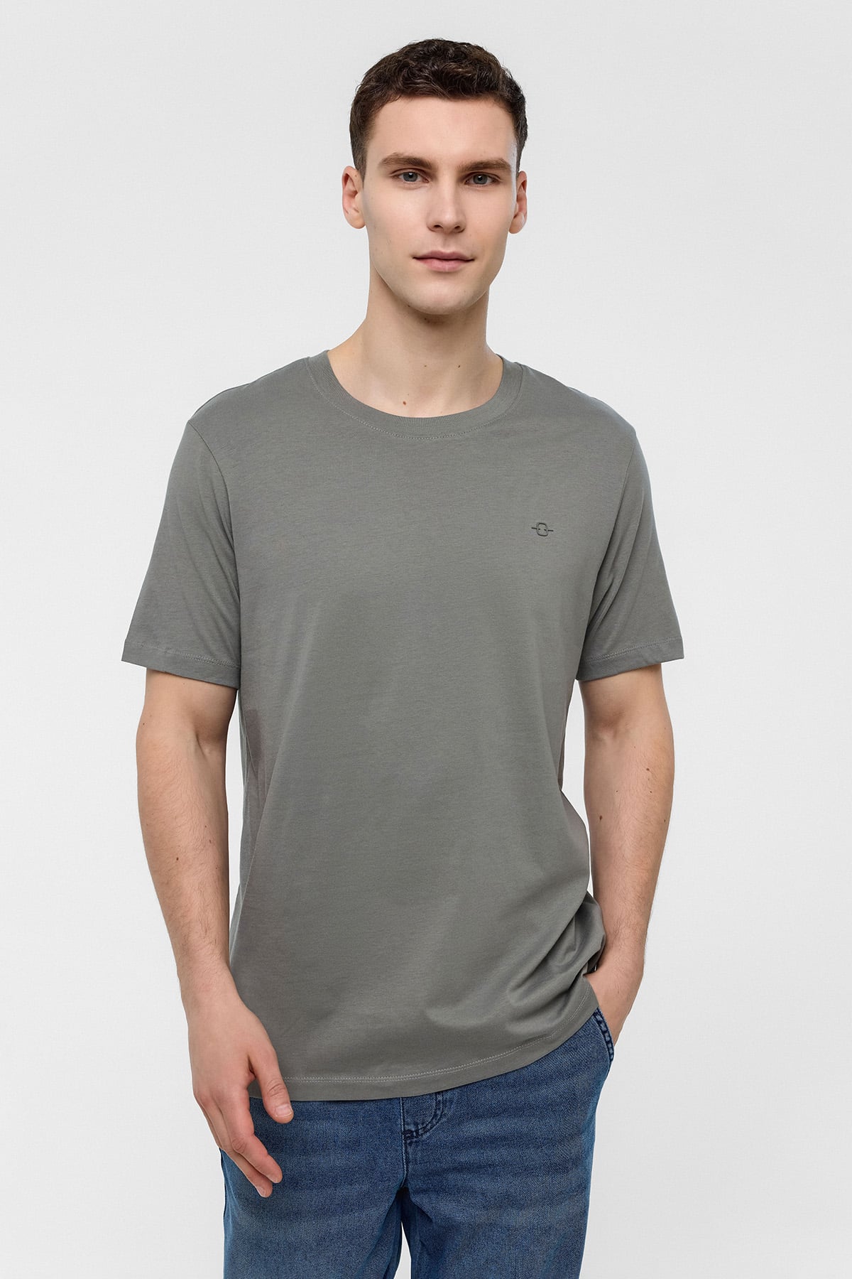 REGULAR FIT BİSİKLET YAKA BASİC TSHIRT