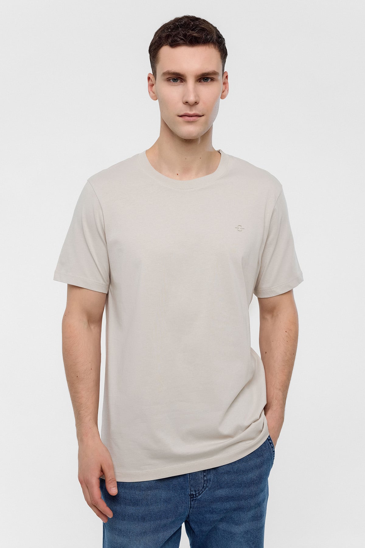 REGULAR FIT BİSİKLET YAKA BASİC TSHIRT