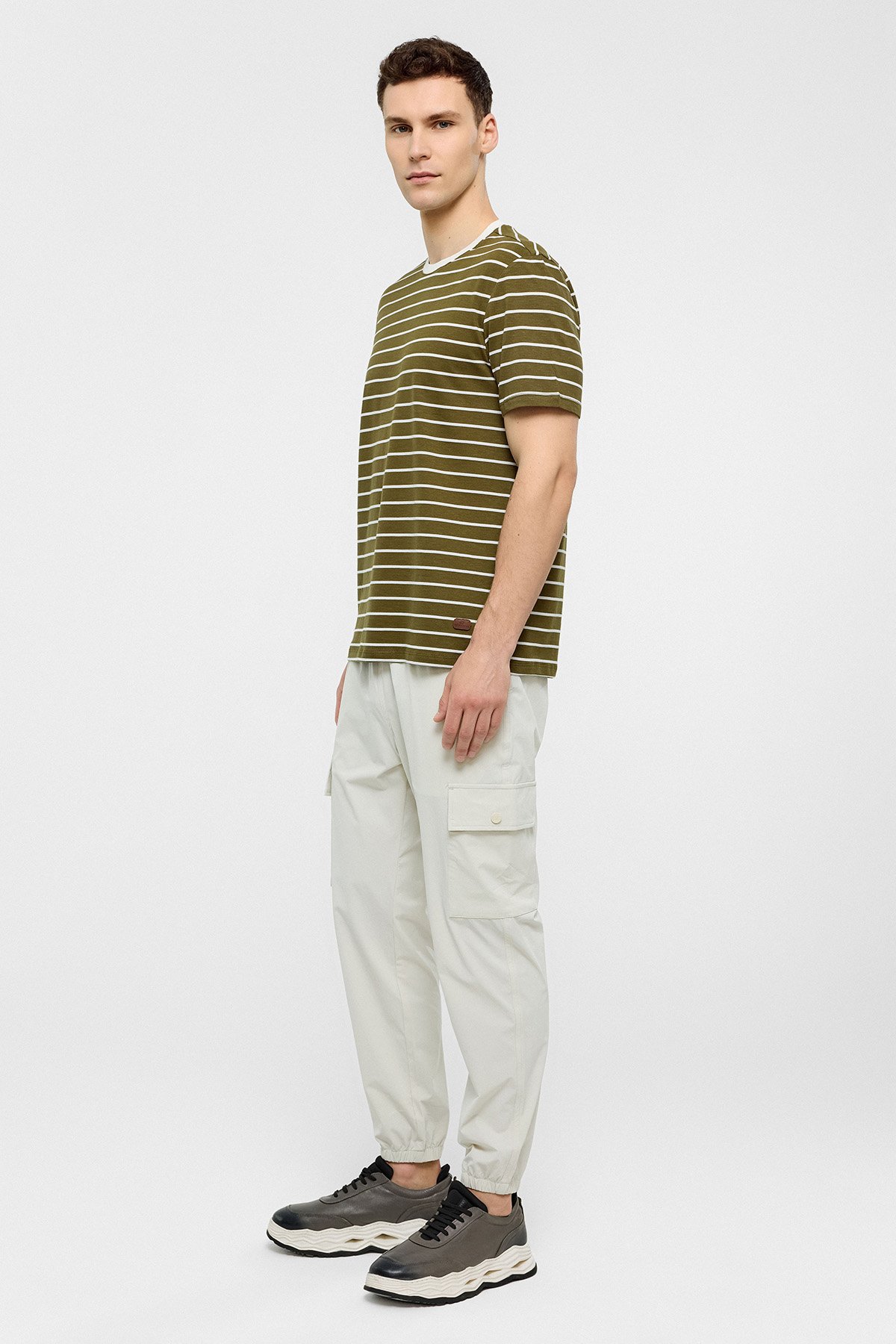REGULAR FIT BİSİKLET YAKA ÇİZGİLİ ÖRME T-SHIRT
