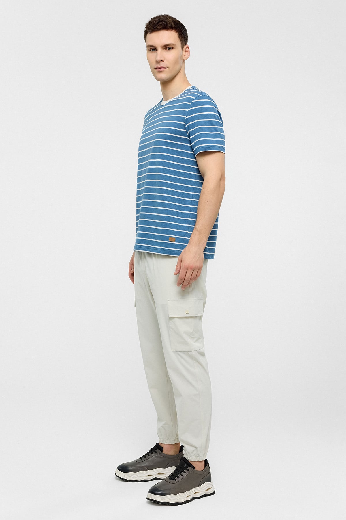 REGULAR FIT BİSİKLET YAKA ÇİZGİLİ ÖRME T-SHIRT
