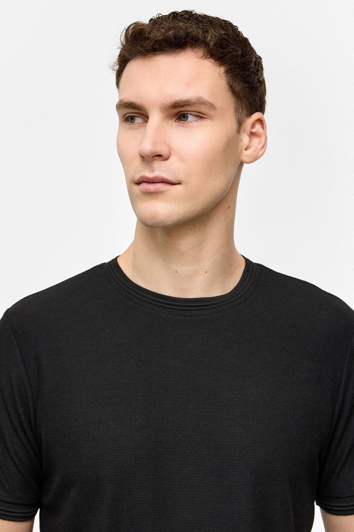 REGULAR FIT BİSİKLET YAKA KISA KOL TSHIRT