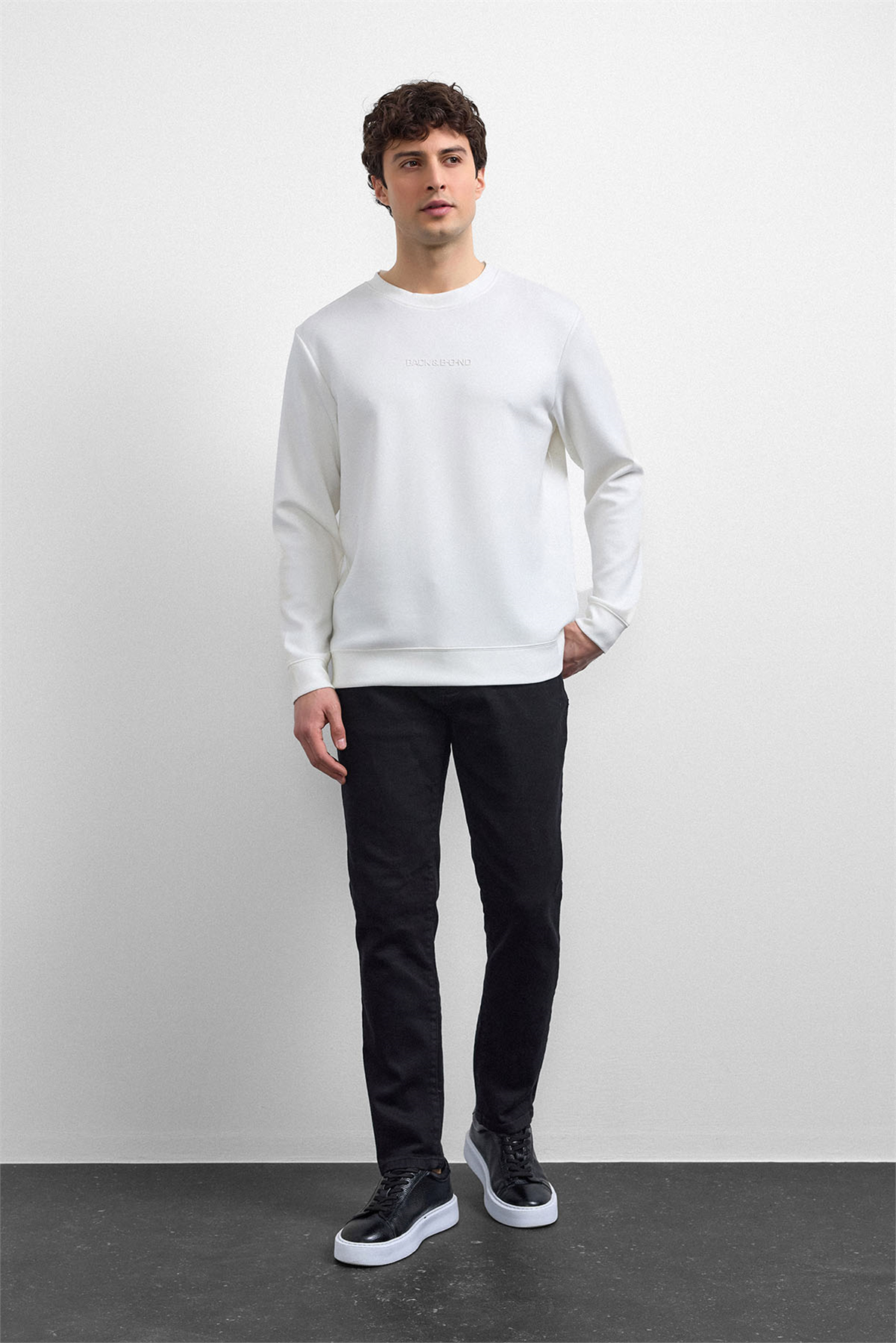 REGULAR FIT BİSİKLET YAKA SWEAT