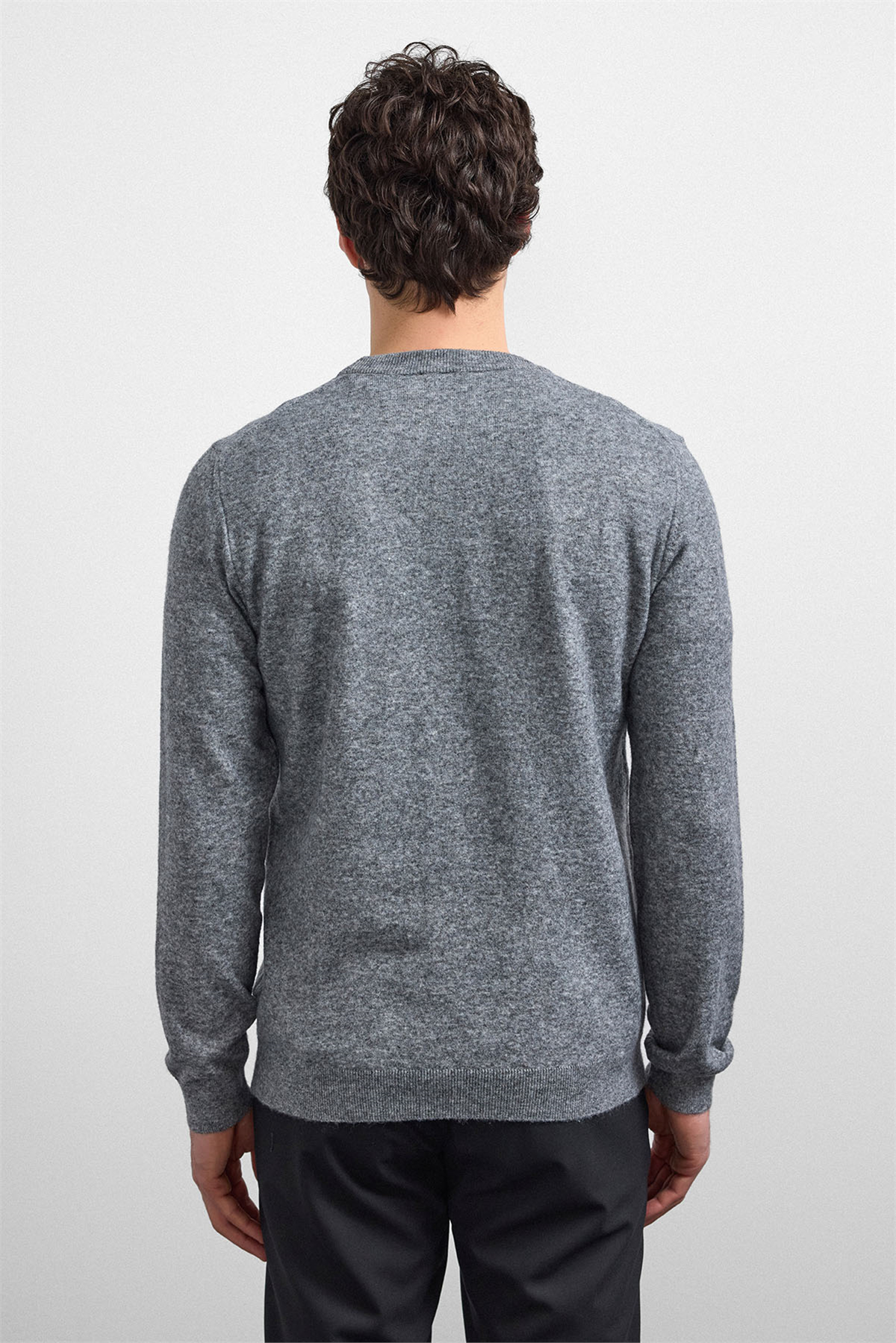 REGULAR FIT BİSİKLET YAKA TRIKO KAZAK