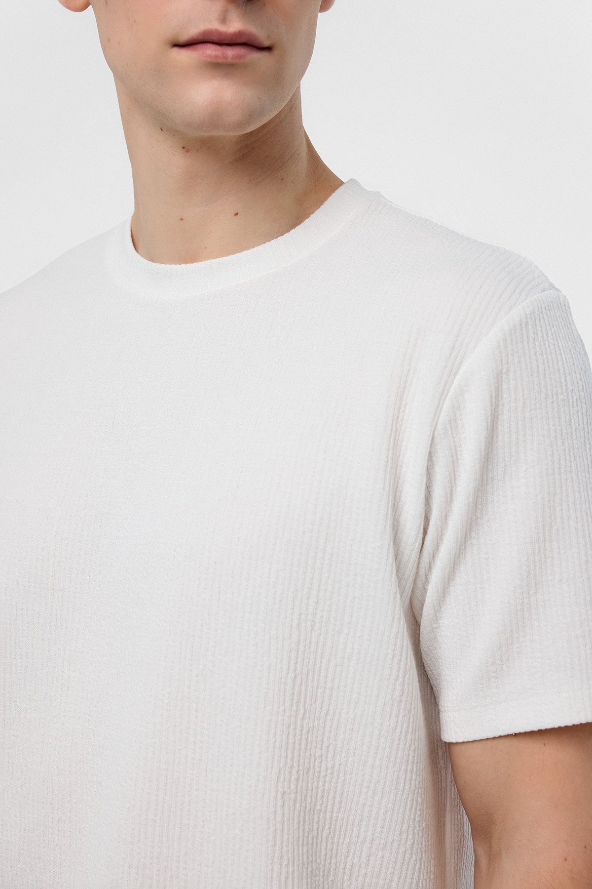 REGULAR FIT BİSİKLET YAKA TSHIRT