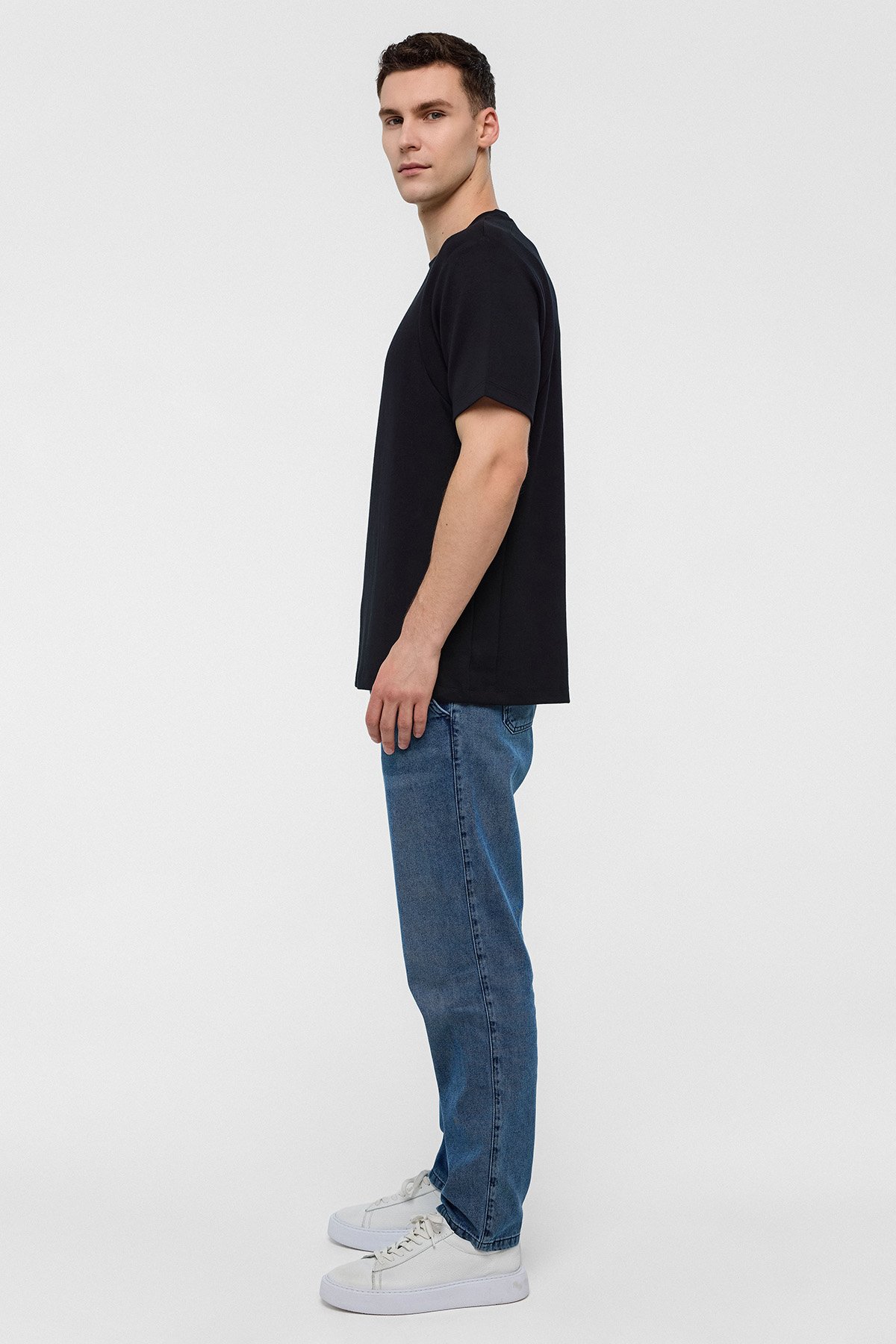 REGULAR FIT BİSİKLET YAKA TSHIRT