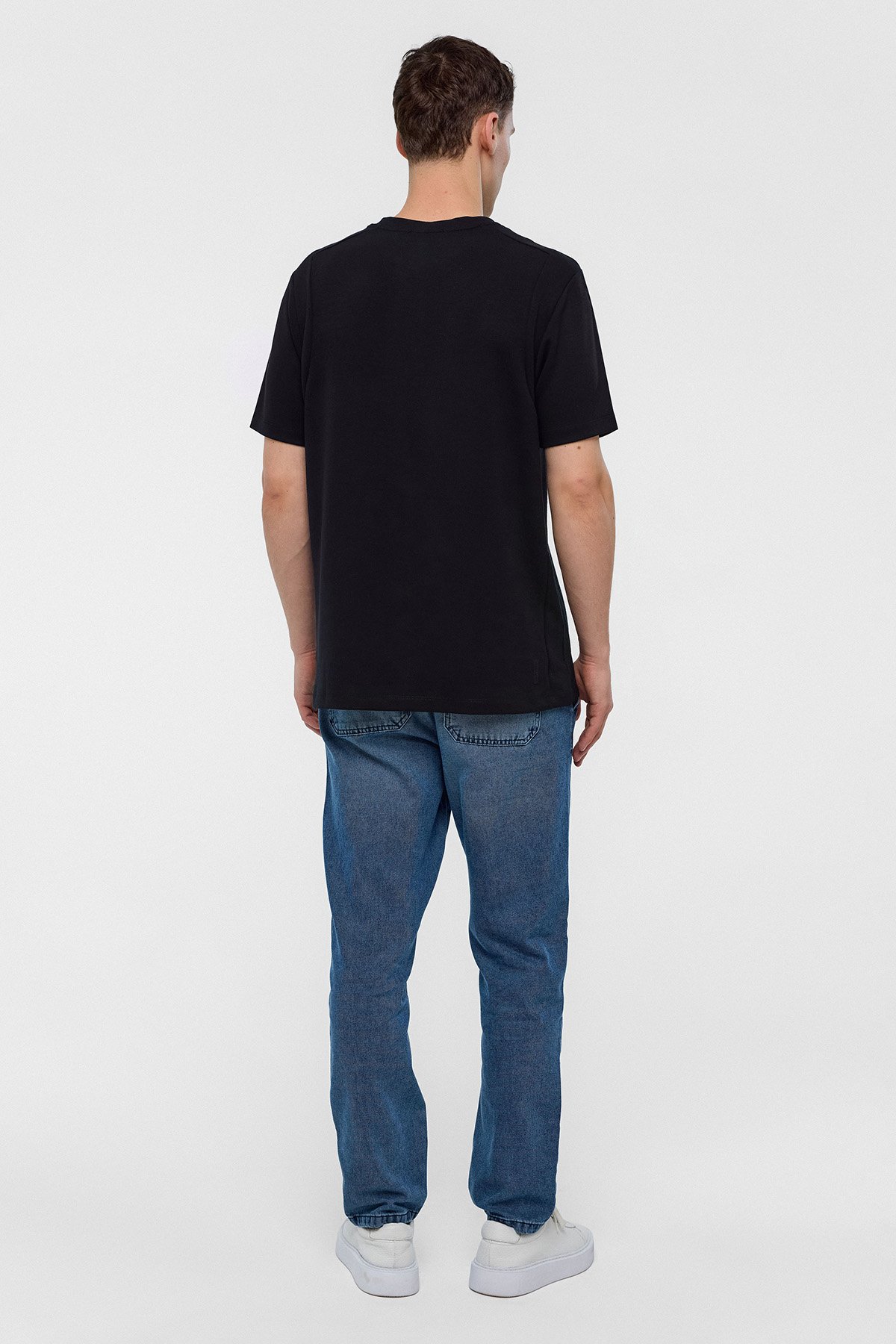 REGULAR FIT BİSİKLET YAKA TSHIRT